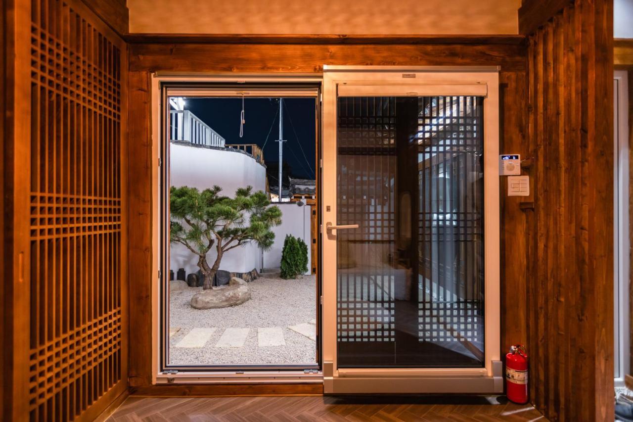 El House Hotell Gyeongju Exteriör bild