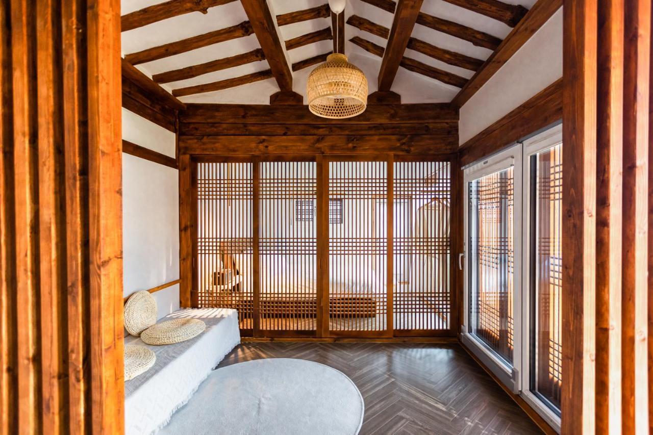 El House Hotell Gyeongju Exteriör bild