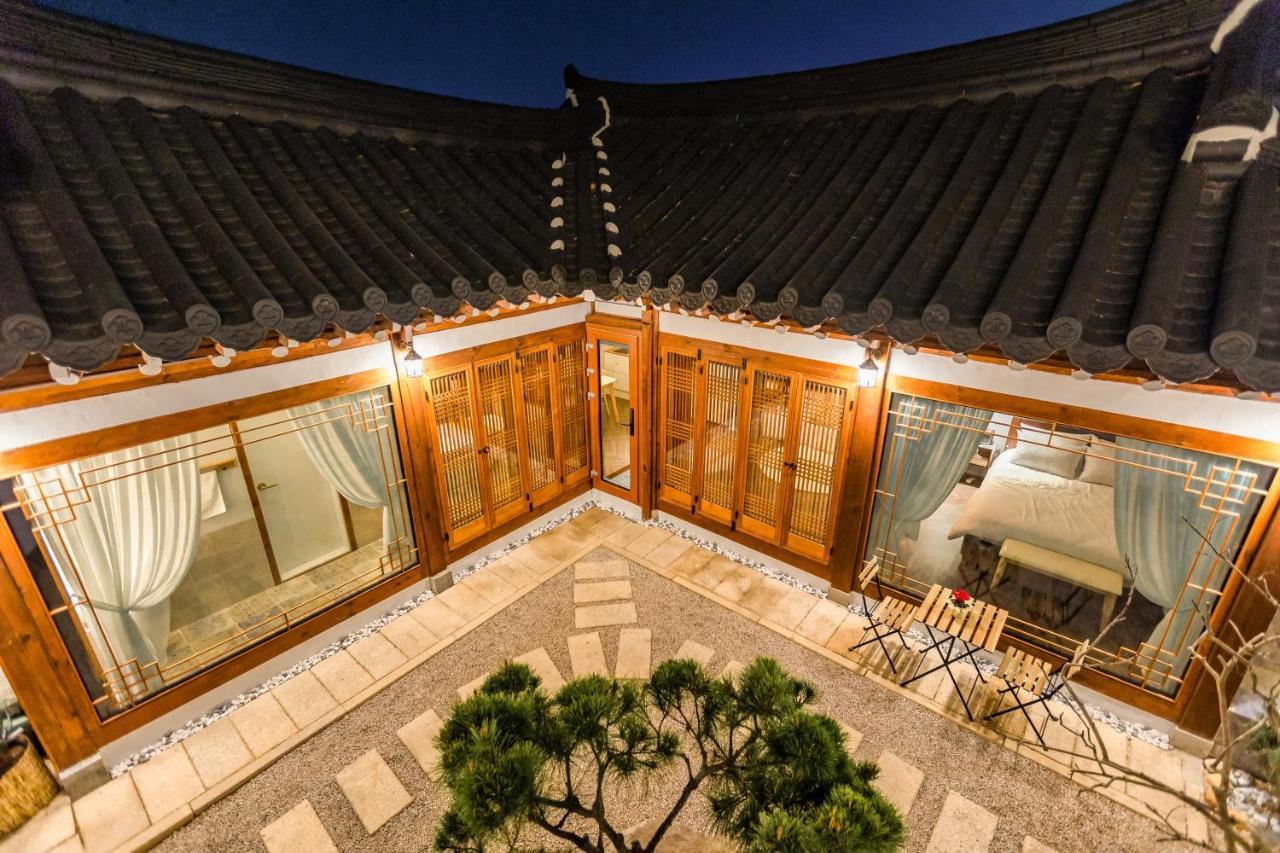 El House Hotell Gyeongju Exteriör bild