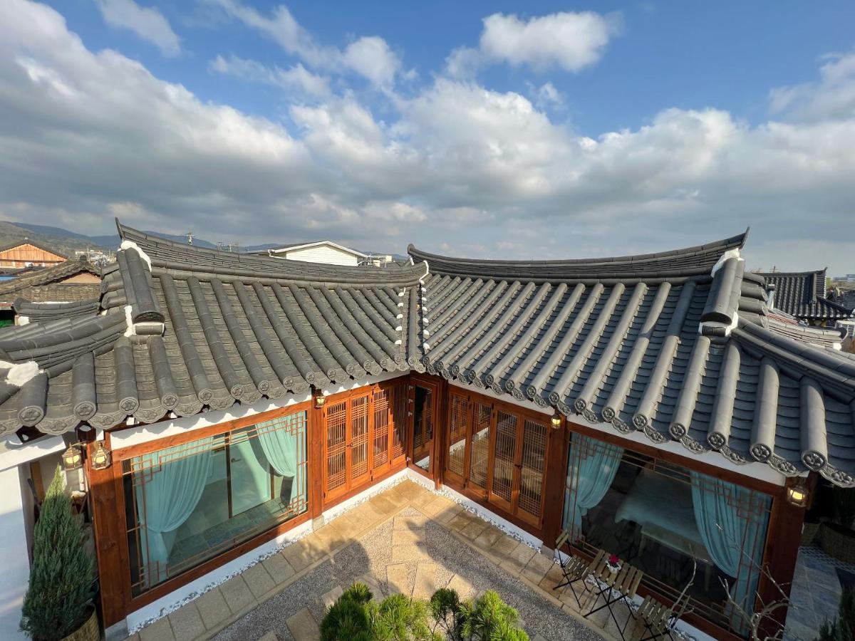 El House Hotell Gyeongju Exteriör bild